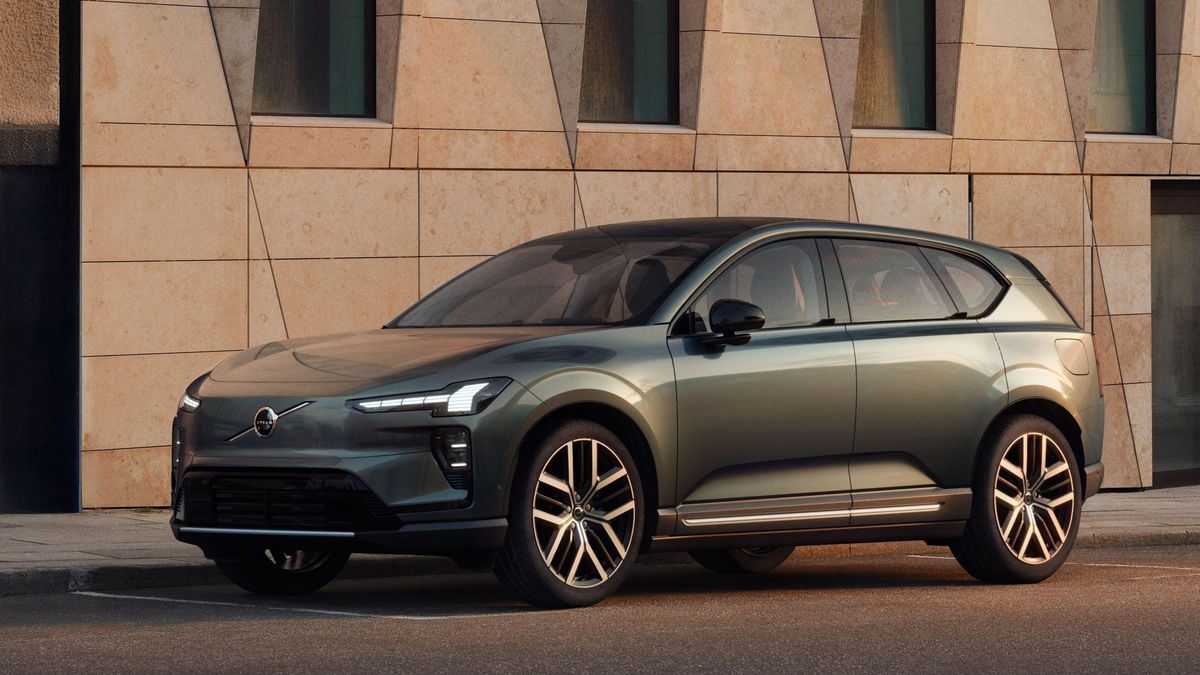 Bestseller Volvo pro novou éru: Hezčí i pohodlnější, chytřejší a ještě bezpečnější. A za zajímavé peníze